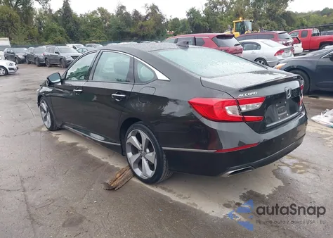 2018 Honda Accord Touring 2.0T z USA, uszkodzony, nr VIN 1HGCV2F97JA037799